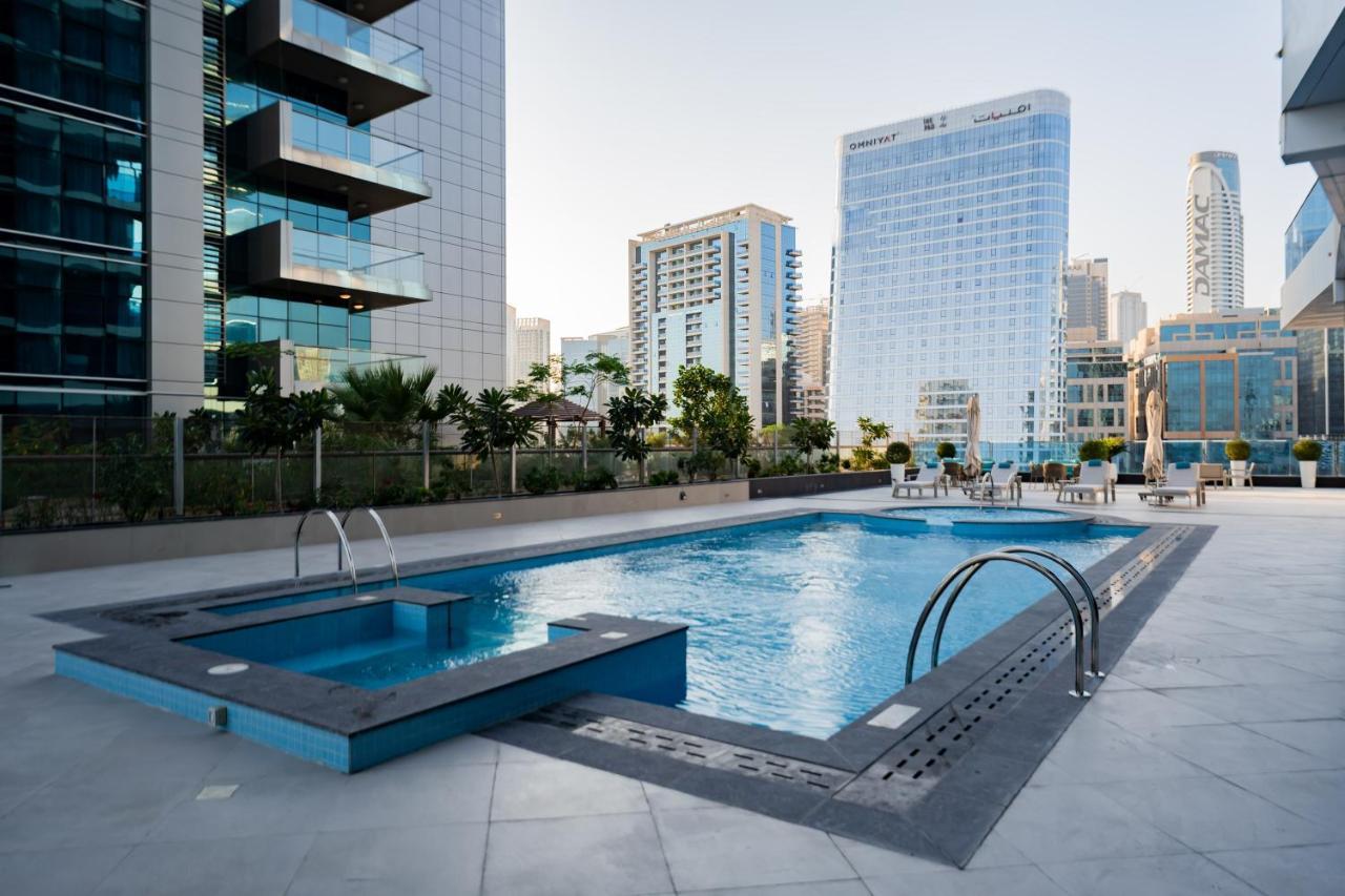 Kasco Homes Waves Tower Business Bay Dubai Eksteriør bilde