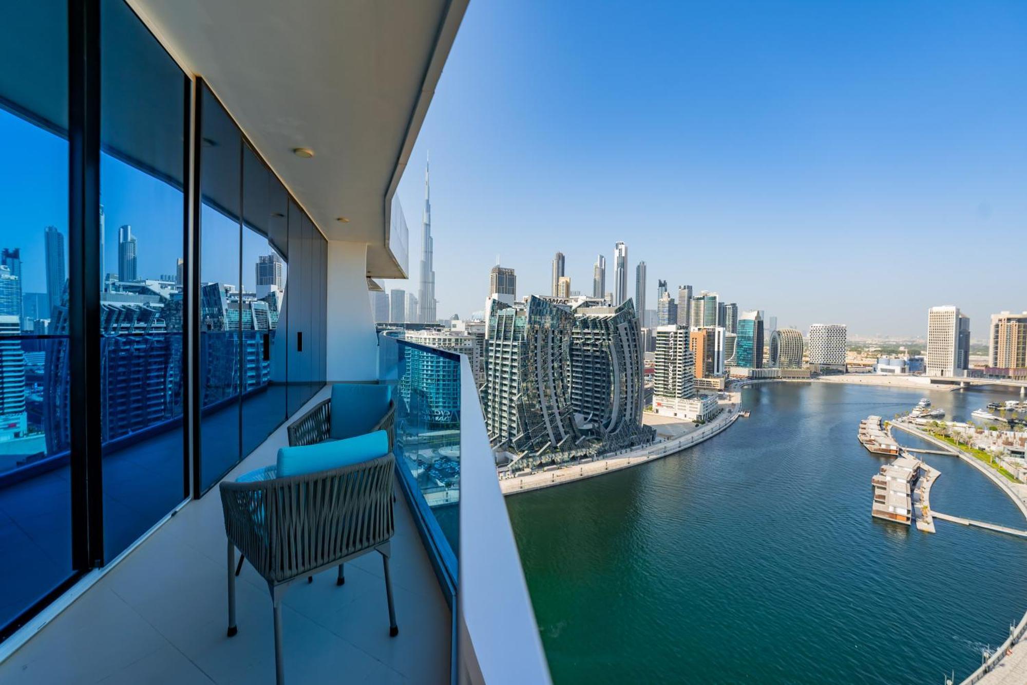 Kasco Homes Waves Tower Business Bay Dubai Eksteriør bilde